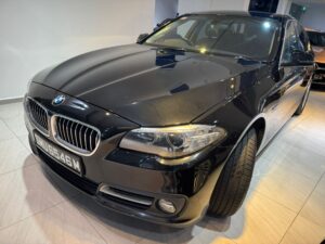 B.M.W. 520I AT D/AB 2WD 4DR HID NAV