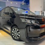TOYOTA VOXY 2.0X CVT full