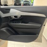 VOLVO XC90 T5 MOMENTUM (A) AWD full