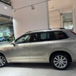 VOLVO XC90 T5 MOMENTUM (A) AWD full