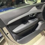 VOLVO XC90 T5 MOMENTUM (A) AWD full