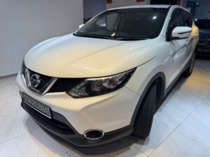 NISSAN QASHQAI 1.2 DIG-T CVT ABS 2WD 5DR