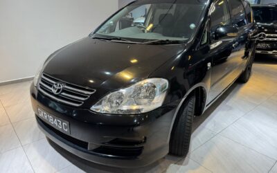 TOYOTA PICNIC AUTO W/O ROOF RACK