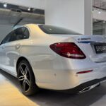 MERCEDES BENZ E200 AMG LINE (R19 LED) full