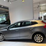VOLVO V40 T2 (A) full