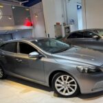 VOLVO V40 T2 (A) full