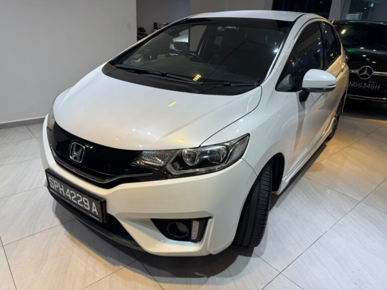 HONDA JAZZ 1.5 VTIR CVT ABS D/AIRBAG 2WD
